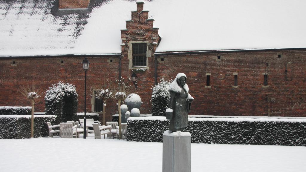 Begijnhof Hotel Leuven Luaran gambar
